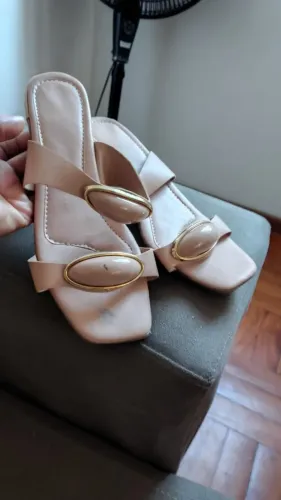 Sandália