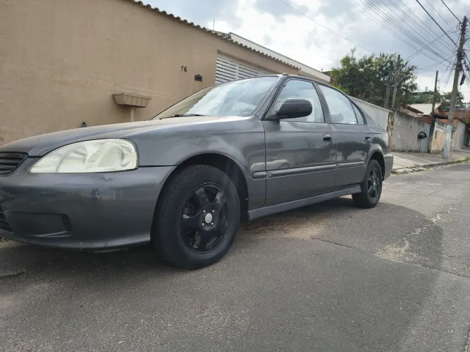 Honda Civic Sedan LX 1.6 16V Mec. 4P 2000