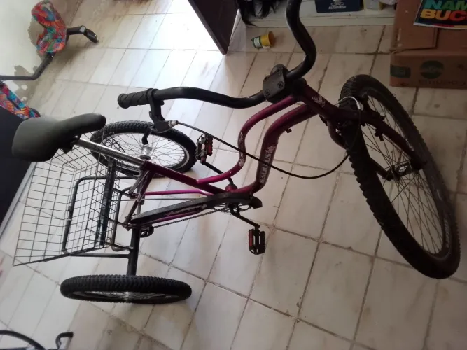 Triciculolo baik semi nova estou querendo vender porque estou querendo comprar uma outra c