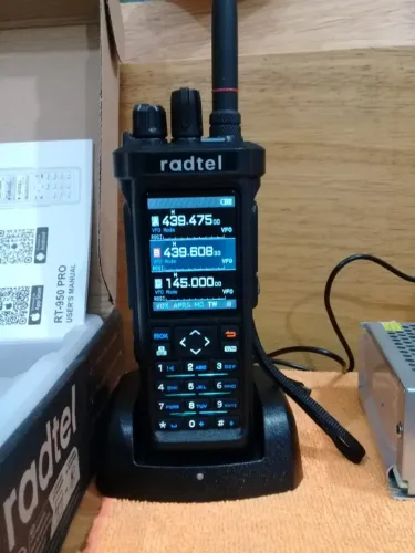 Rádio HT Radtel RT-950 PRÓ novo na caixa, apenas testado (leia todo o anúncio)