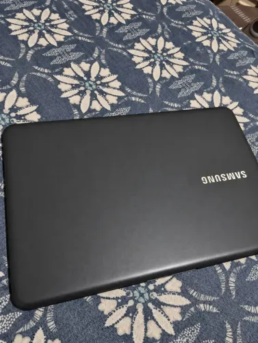 Notebook Samsung Core i3 8GB RAM - Funcionando Perfeitamente