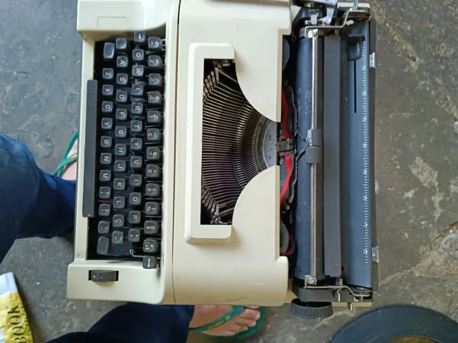 Máquina de escrever remintow 15