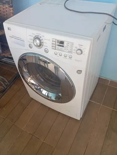 Máquina Lava e seca lg modelo 1403RDA funcionando tudo 100%