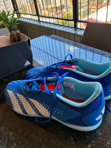 Sapato adidas futsal