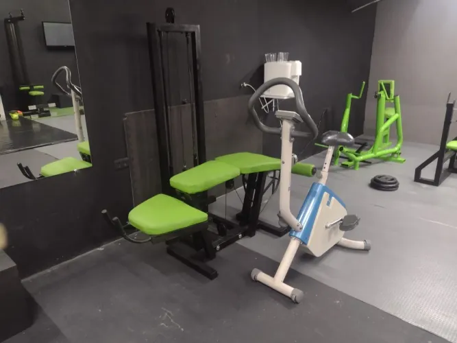 Máquina de academia ou Studio Fitness