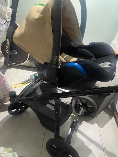 Carrinho de bebê