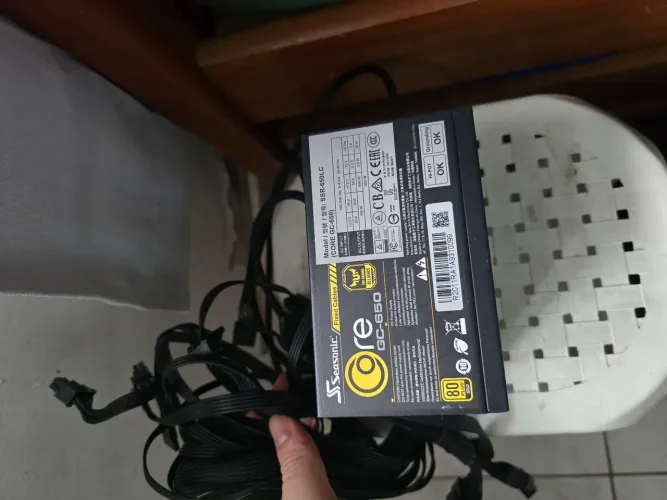 Fonte seasonic 650w 80 plus gold