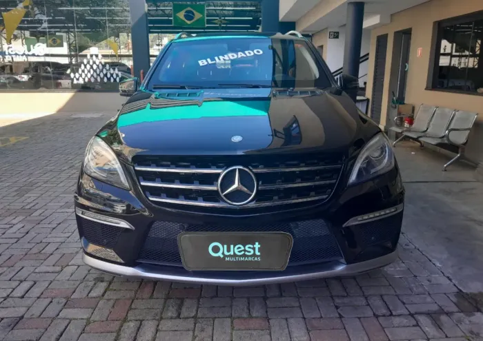 Mercedes-Benz ML-63 AMG 5.5 V8 Bi-turbo Aut. 2012