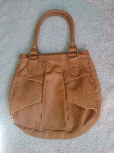 Bolsa de ombro em couro legítimo  M cloday