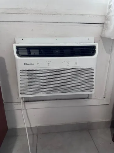 Super novo Ar condicionado Hisense 10mil Btu com controle