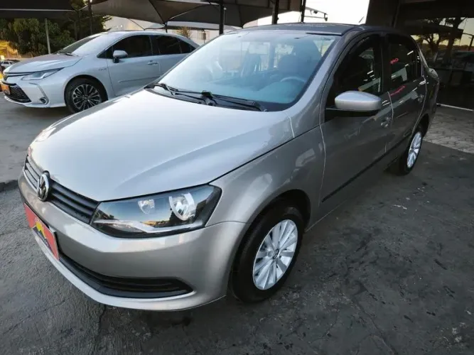 Volkswagen Voyage 1.0 Flex 12V 4P 2015