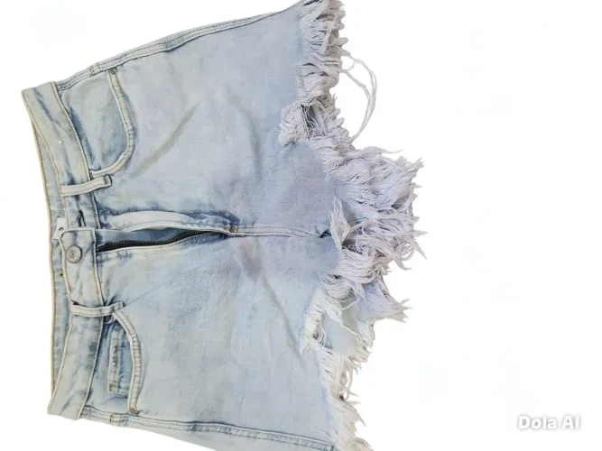Short jeans