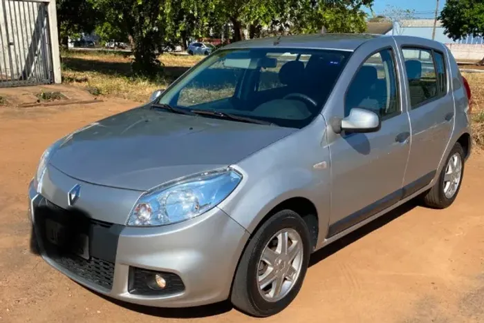Renault Sandero Expression Hi-flex 1.6 8V 5P 2013