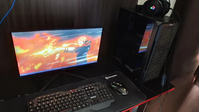 PC Gamer Ryzen 5 4600G RX 6600 24GB RAM 1,5TB SSD MSI B450M-A