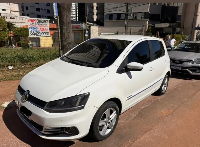 Volkswagen Fox Highline 1.6 Flex 16V 5P 2016