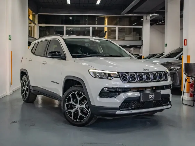 Jeep Compass Long. T270 1.3 TB 4X2 Flex AUT 2026