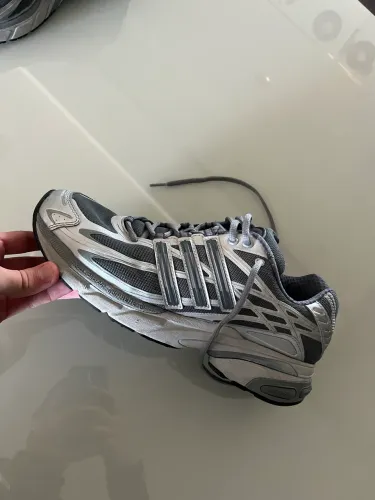 Tênis Adidas Cushion Adistar 3, número 42