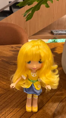 Boneca Gotinha de Limão da coleção Moranguinho