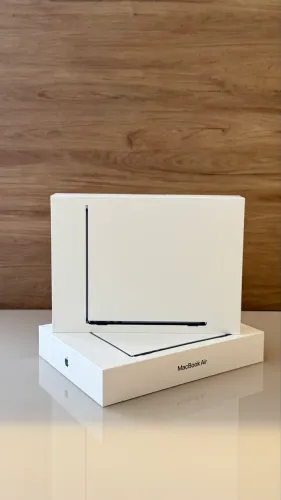 MacBook Air M5 - 512GB 16GB | Novos e Lacrados - Midnight - Silver 