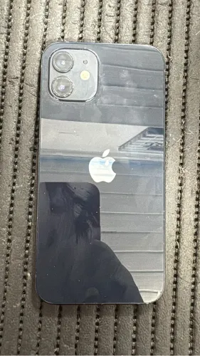 iPhone 12
