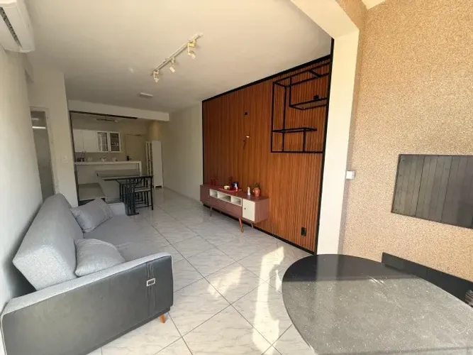 Apartamento a poucos metros do mar - Mar Grosso - Laguna/SC ? 59,70 m² privativos