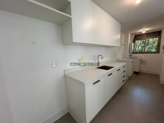 Apartamento, Córrego Grande - Florianópolis