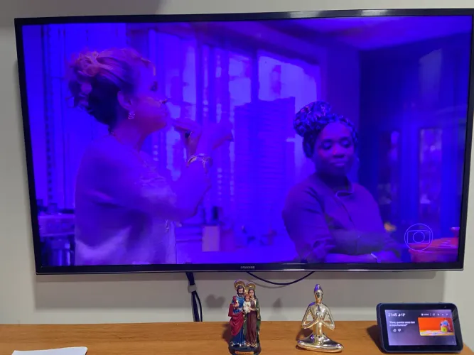 Smart TV Samsung 40? 4K UHD MU6100 Wi-Fi HDR (UN40MU6100G)