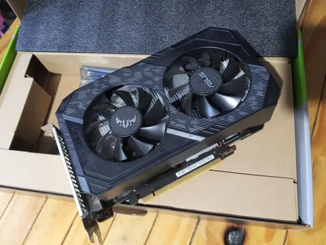 Placa de vídeo GTX 1660 6GB super