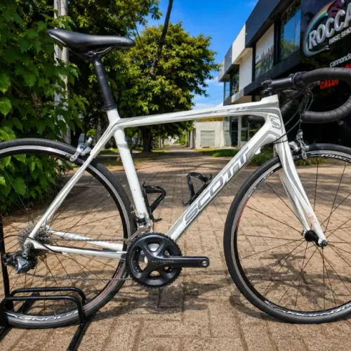Bicicleta Speed Scott CR1 Carbon Shimano Ultegra 6800 11v Tam. 56