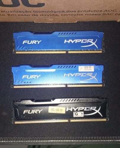 Memória RAM Kingston HyperX Fury DDR3 (Lote com 3 Módulos)