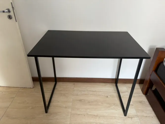 Mesa escrivaninha