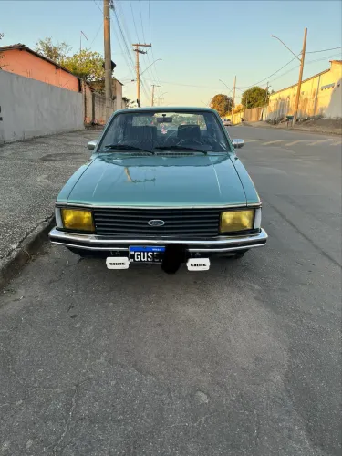 Corcel 2 1979 1.6 gasolina placa preta