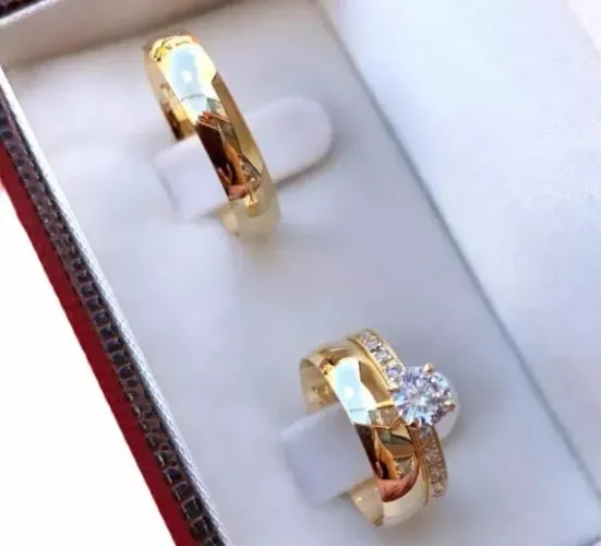 Alianças de Casamento Par em Moedas Antigas