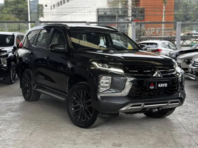 Mitsubishi Pajero Sport Legend Black 2.4 4X4 (die) Aut. 2025