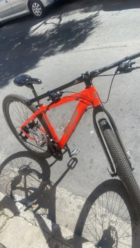 ? BICICLETA KSW ARO 29 VERMELHA - USADA