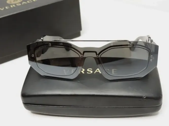 Óculos de sol Versace VE2235 cinza espelhado original