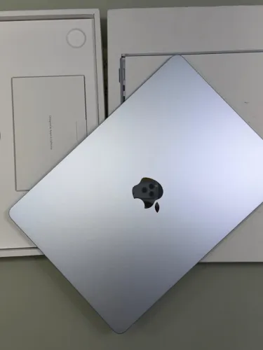 Macbook Air M4 16/256GB