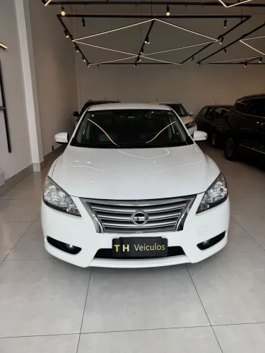 Nissan Sentra SL 2.0/ 2.0 Flex Fuel 16V Aut. 2016