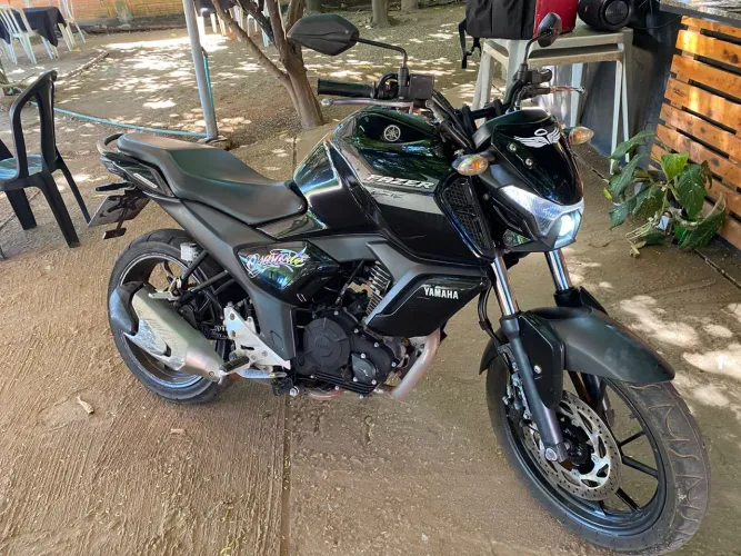 Troco em outra moto mais forte