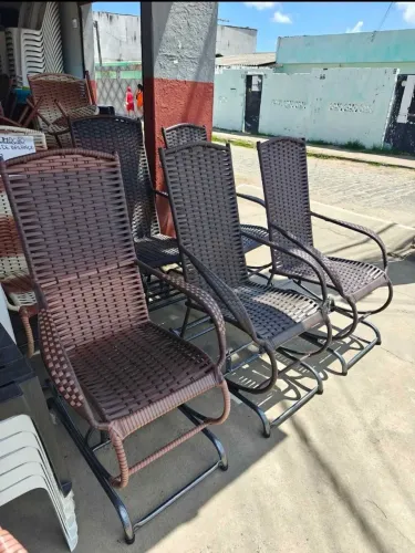 Cadeira de Balanço 2 molas (Oferta Mês do consumidor)