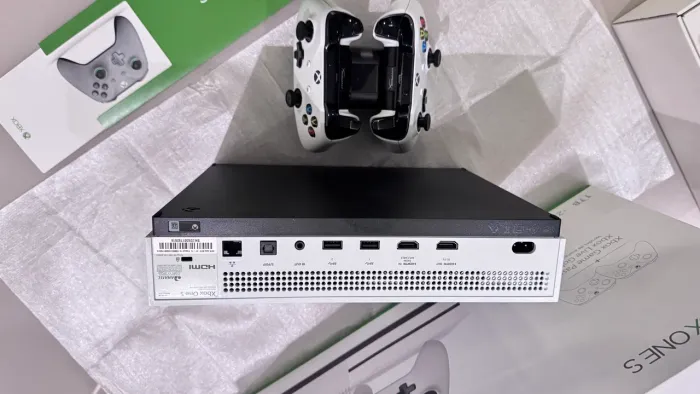 Xbox One S 1TB