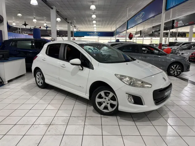 Peugeot 308 Active 1.6 Flex 16V 5P Mec. 2014