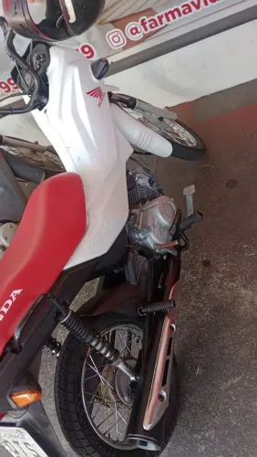 Vendo pop 2019 R$9500,00 em dias troco em fazer *