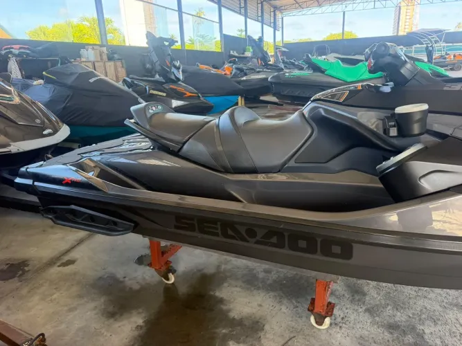 JET SKI SEADOO RXTX 300Hp 2022 Painel TFT, colorido CASCO ST3, COM SOM muito conservado