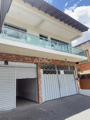 Sobrado com 2 salas comercias no Urias Magalhães Sobrado com 6 Quarto(s) e 6 banheiro(s) à