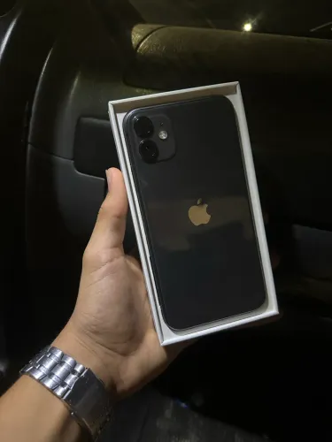 iPhone 11