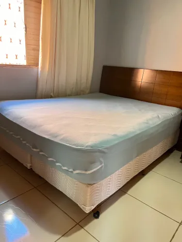 Cama queen