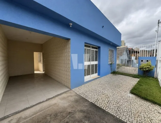 Casa para locaçao no Santa Tereza