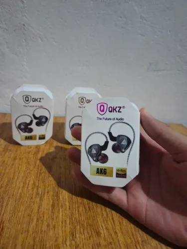 Fone QKZ AK6 com microfone Novo