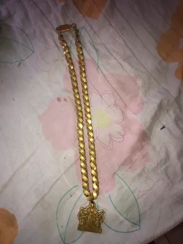 Cordão moeda antiga